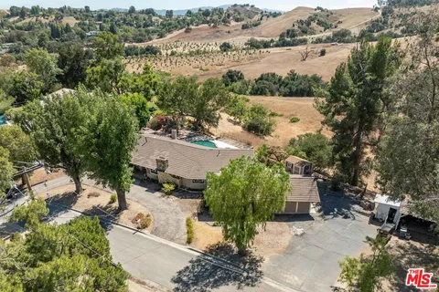 $3,900,000 | 24962 Eldorado Meadow Road, Hidden Hills, CA 91302