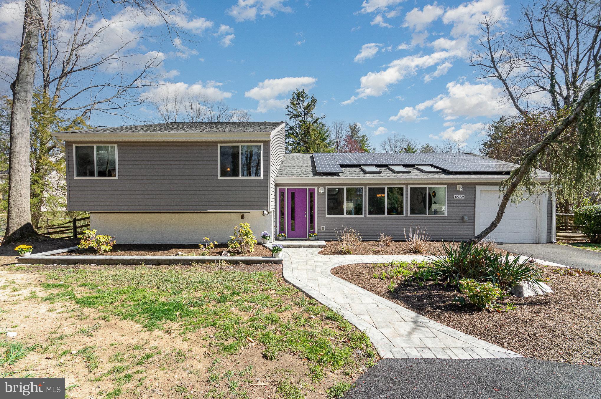 6932 Spelman Drive Springfield, VA 22153 - Photo 34 of 37 a front view of house with yard