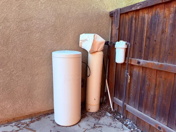 $689,000 | 548 West Serena Avenue, Clovis, CA 93619