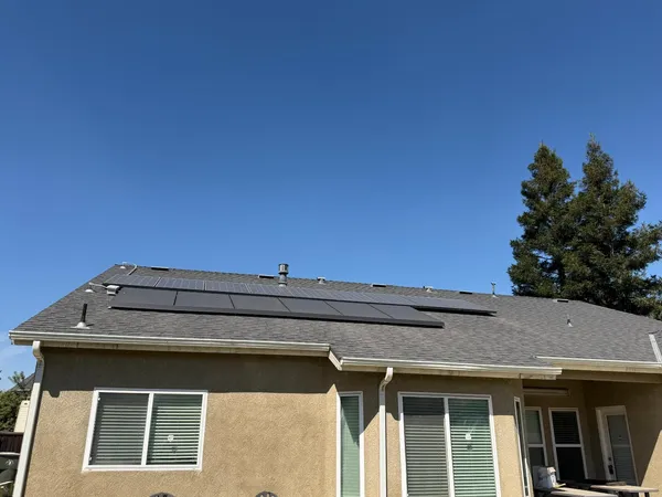 $689,000 | 548 West Serena Avenue, Clovis, CA 93619