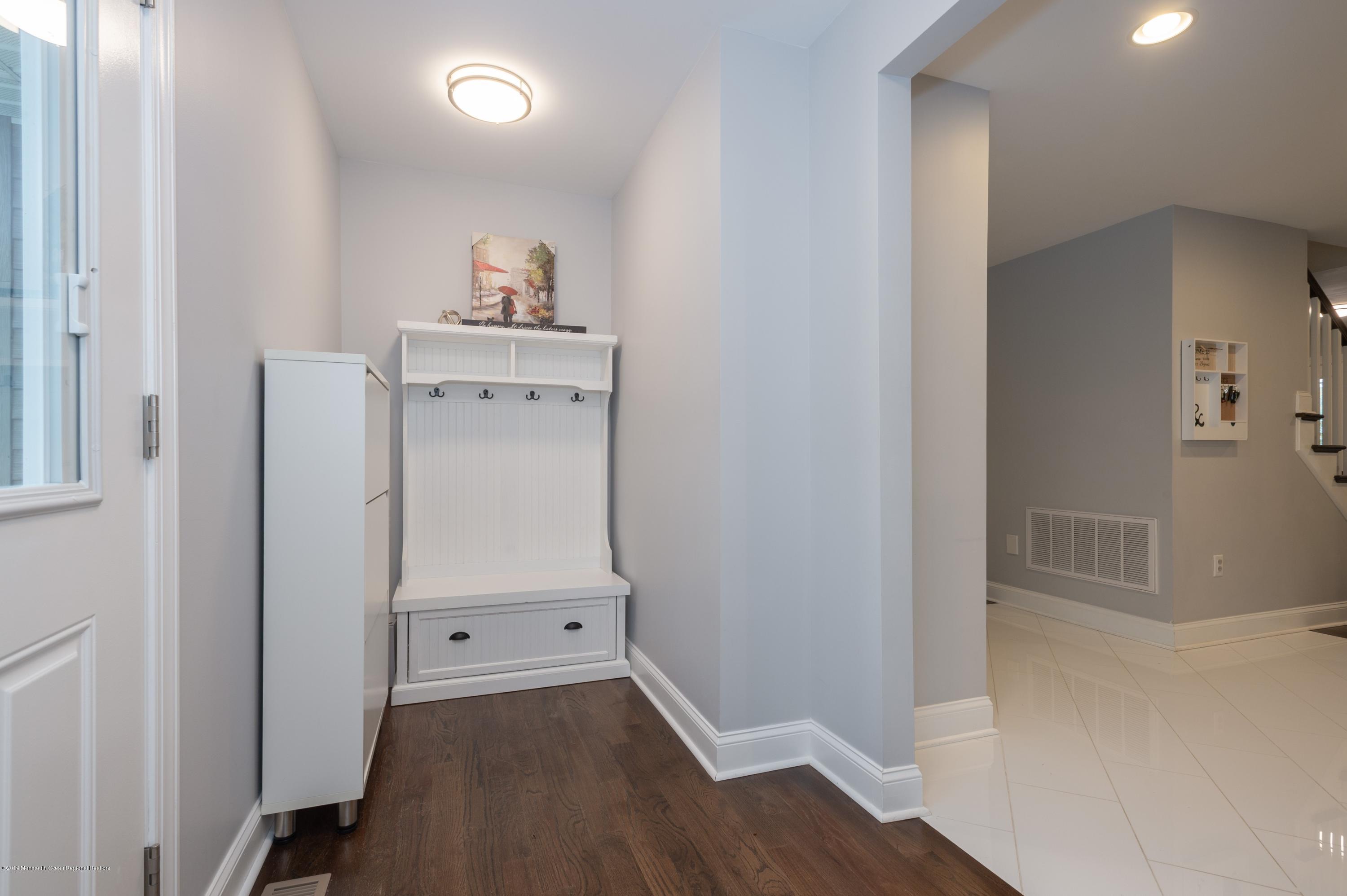 181 Jackson Mills Road Jackson, NJ 08527 - Photo 6 of 21 06_181JacksonMillsRd_195_Mudroom_HiRes