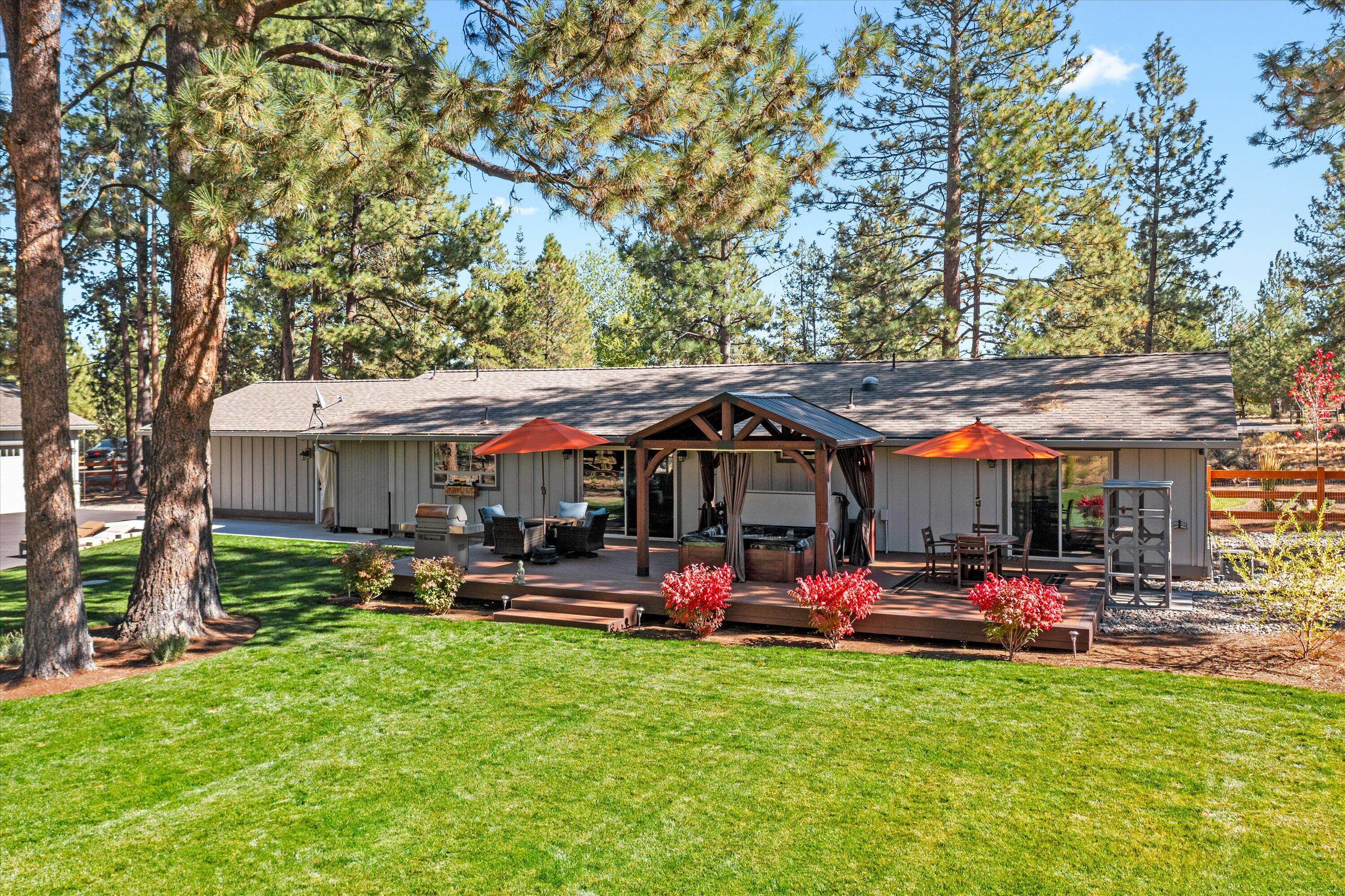 60095 East Ridgeview Drive Bend, OR 97702 - Photo 7 of 45 30-JILLROSELL 30
