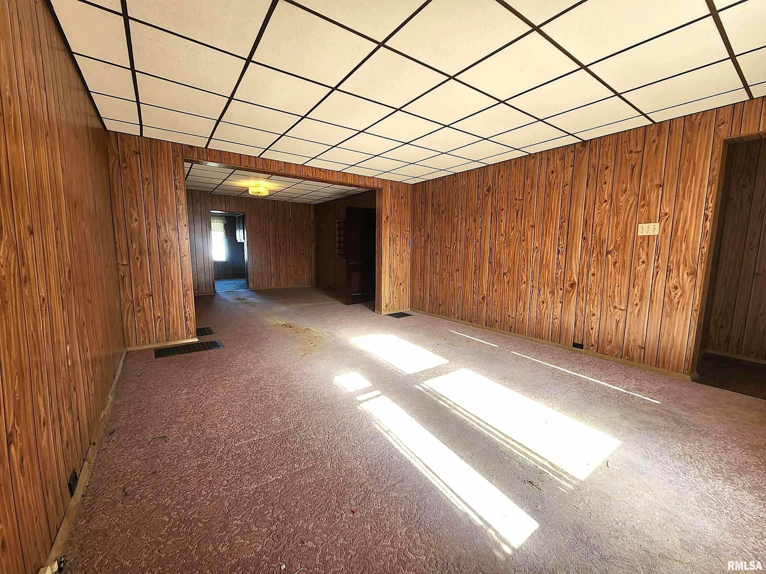 635 Ohio Street Quincy, IL 62301 - Photo 3 of 22