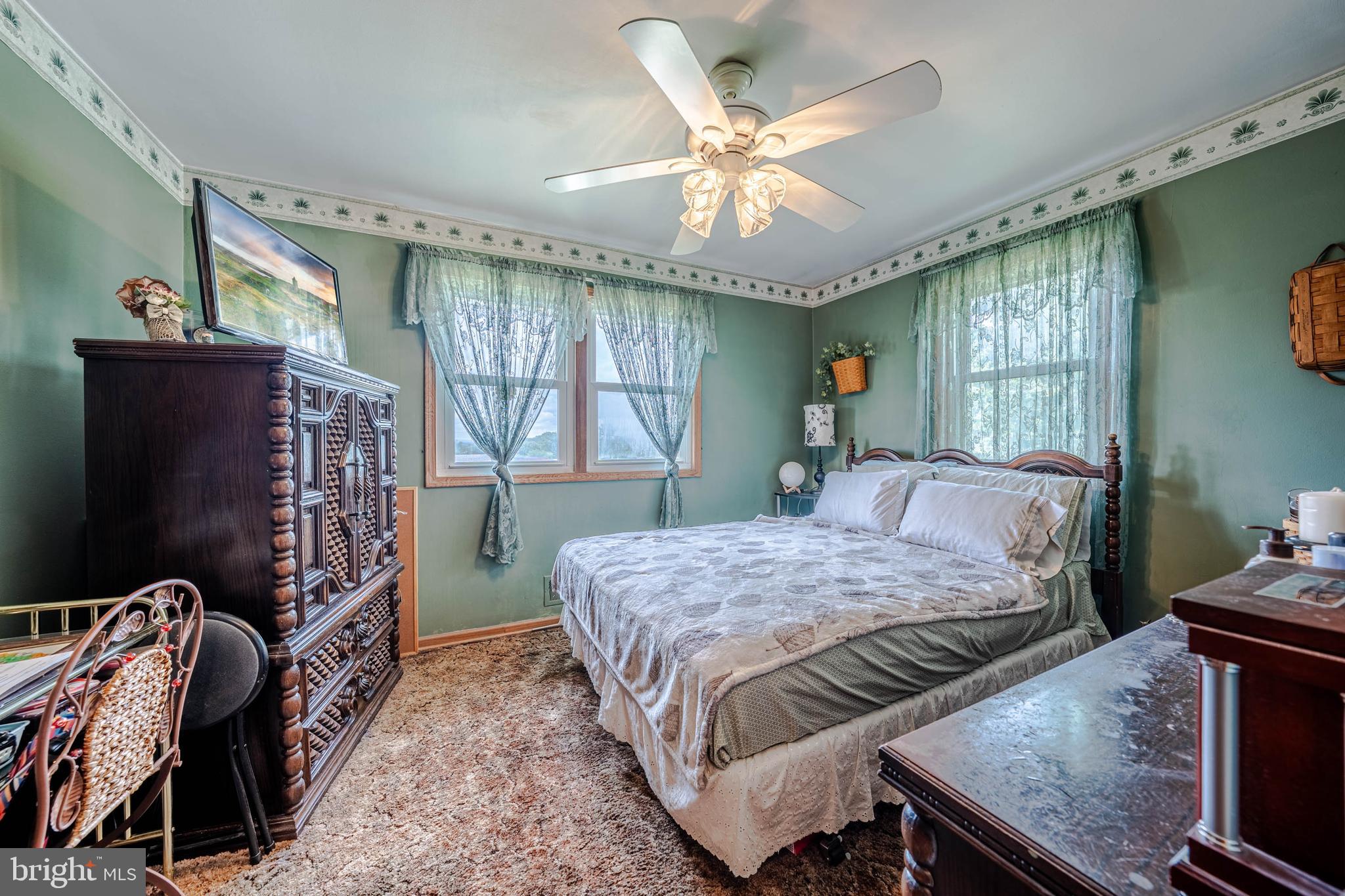 4352 Ruth Road Emmaus, PA 18049 - Photo 5 of 33