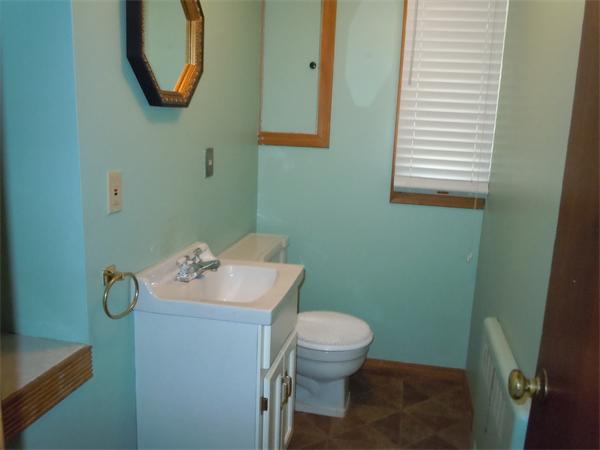 833 Chestnut Street Springfield, MA 01107 - Photo 10 of 29 Gallery Image 10