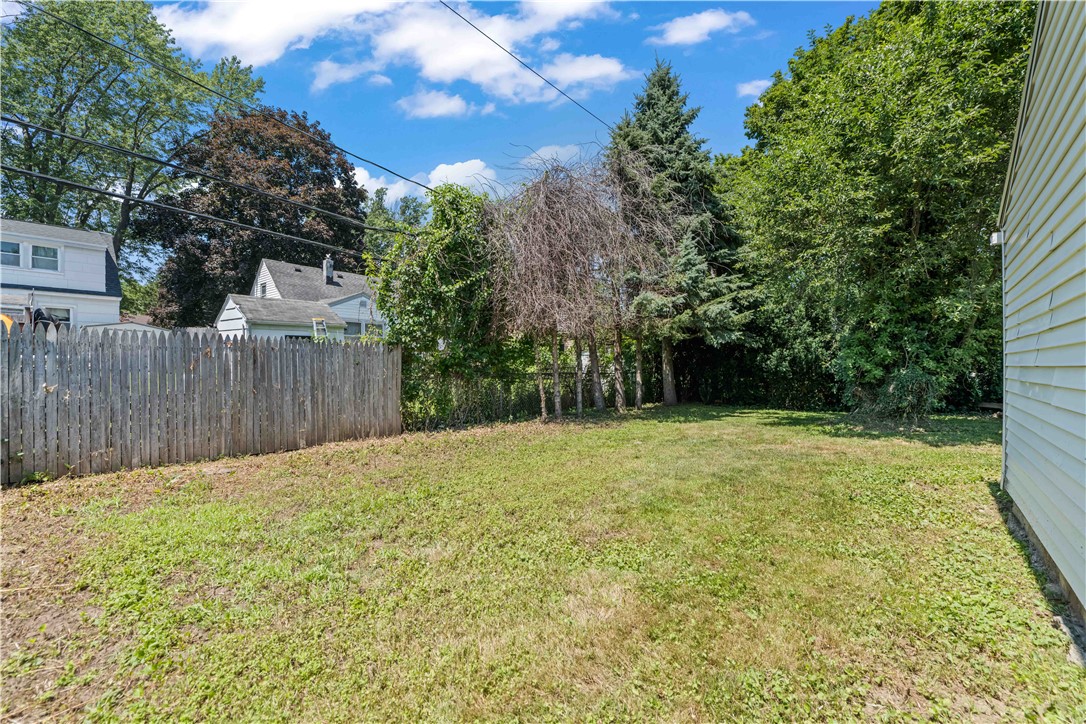 153 Greenfield Road Greece, NY 14626 - Photo 22 of 24