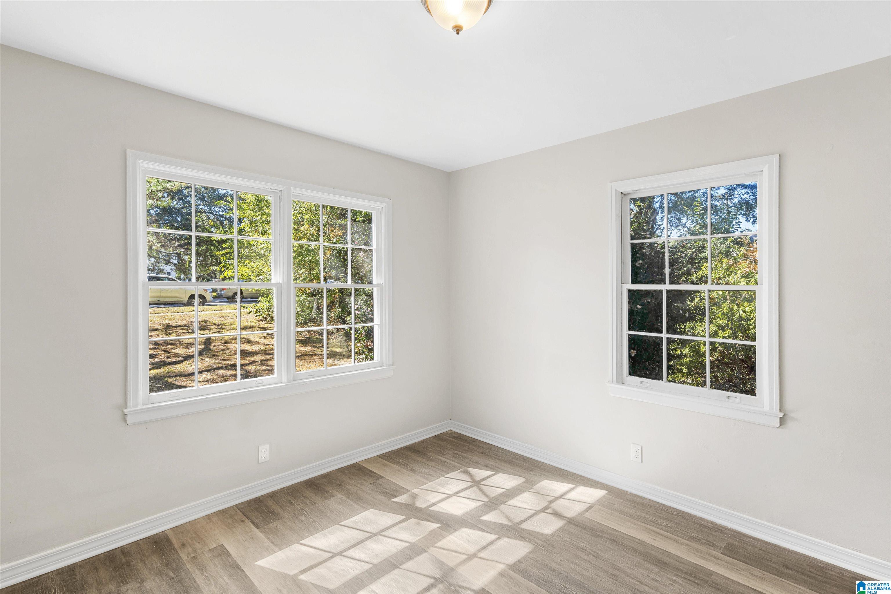 2100 Spring Hill Avenue Mobile, AL 36607 - Photo 20 of 40