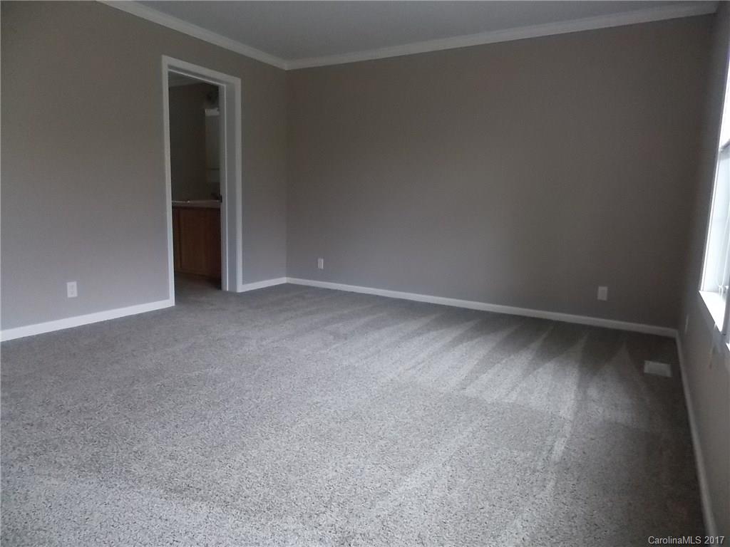 294 Dixon Road Lancaster, SC 29720 - Photo 11 of 18 Gallery Image 11