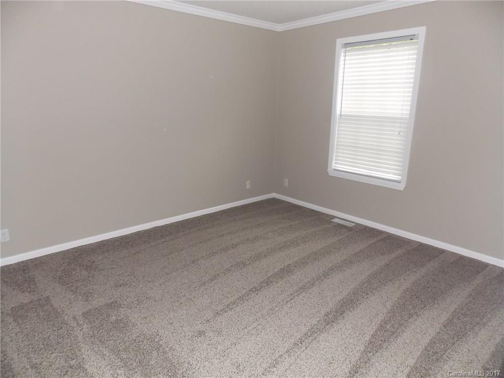 294 Dixon Road Lancaster, SC 29720 - Photo 15 of 18 Gallery Image 15
