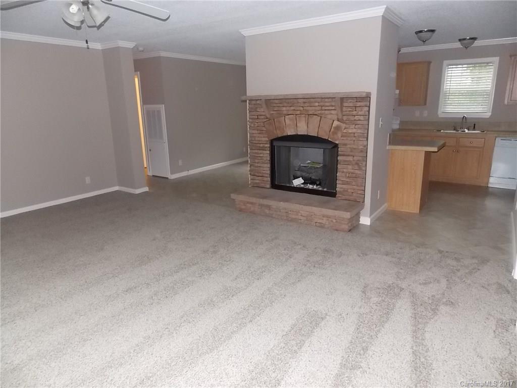 294 Dixon Road Lancaster, SC 29720 - Photo 3 of 18 Gallery Image 3