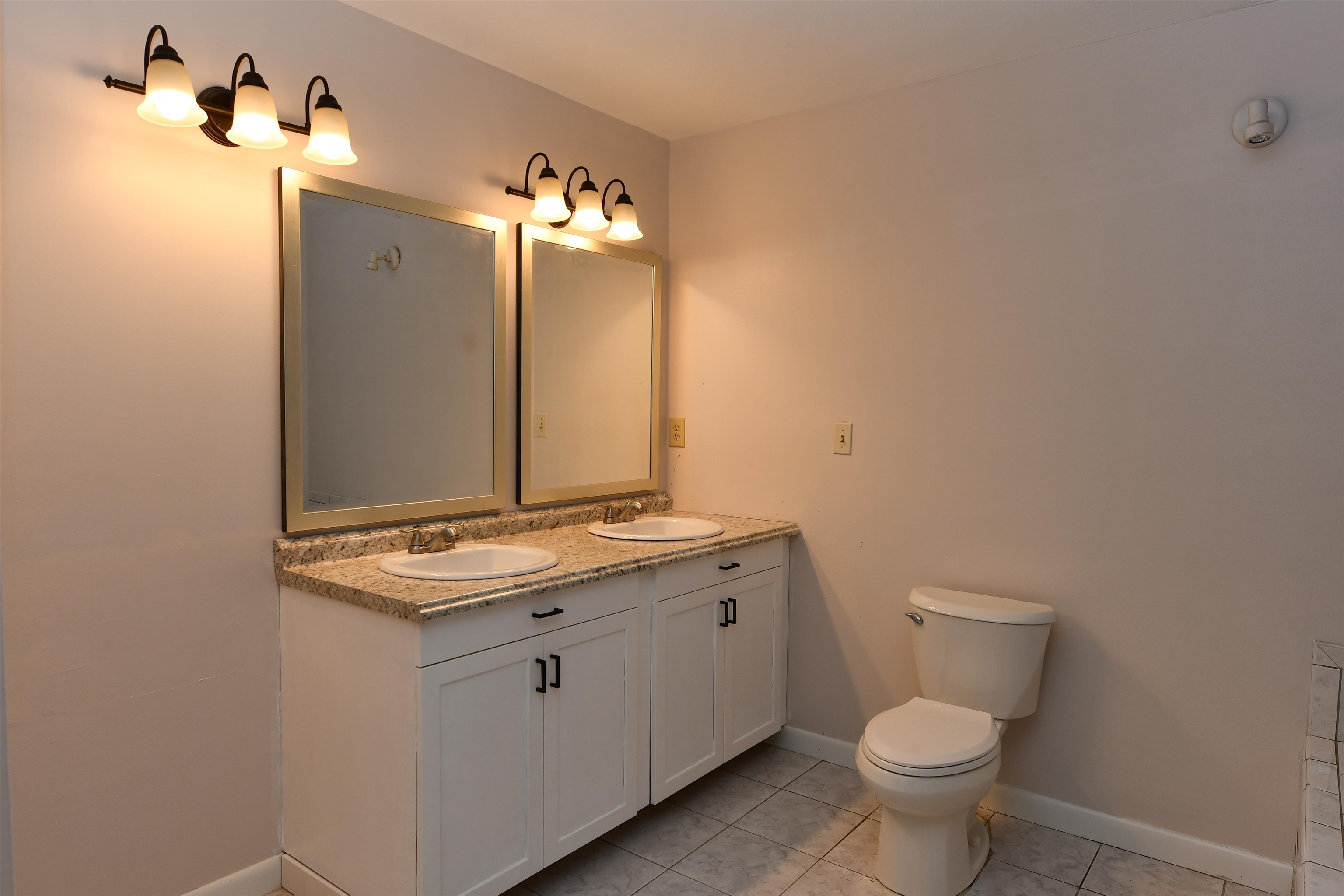 66 Woodward Road Merrimack, NH 03054 - Photo 17 of 30