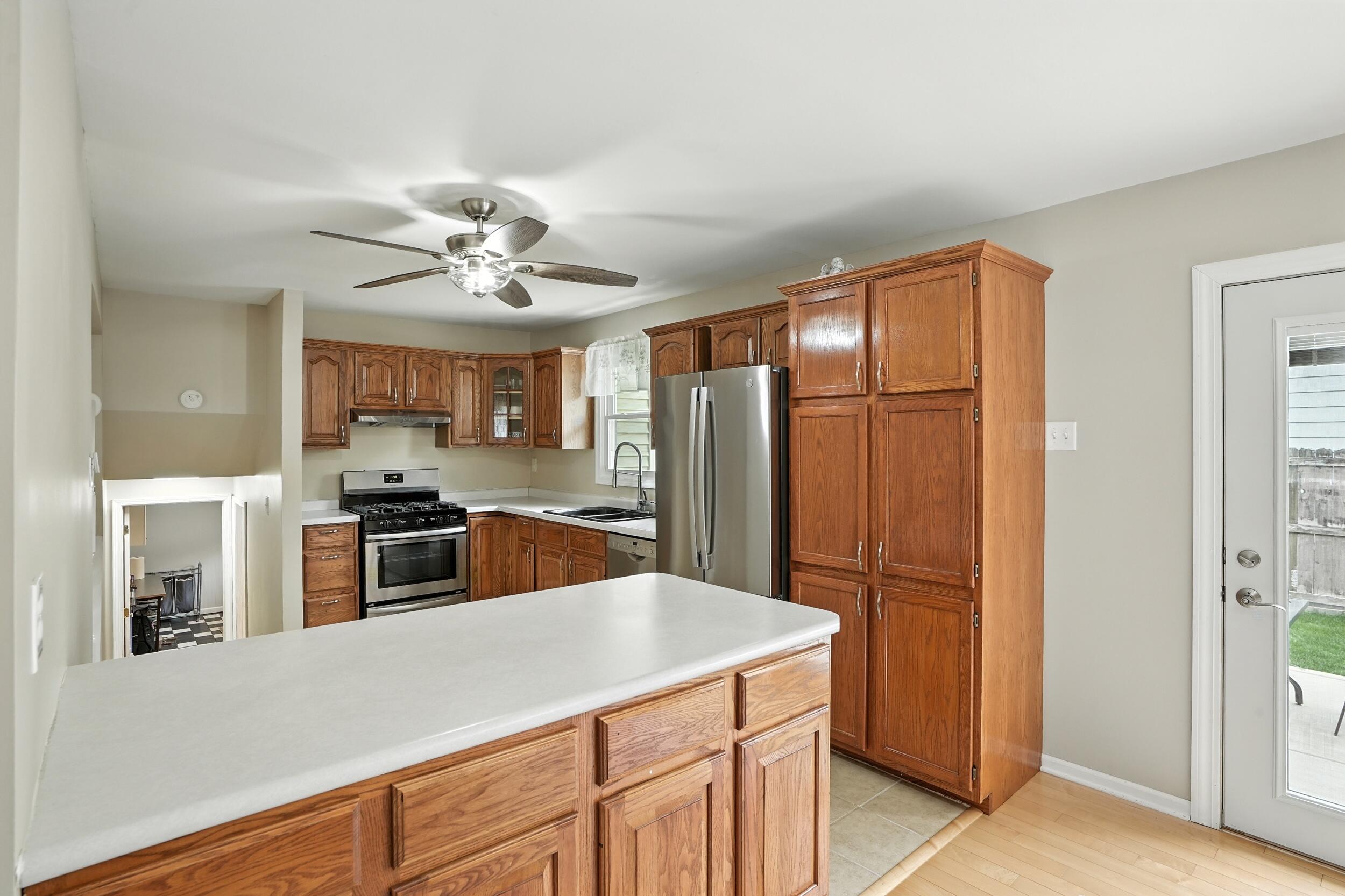 8321 Bell Street Crown Point, IN 46307 - Photo 7 of 28 2500x1666