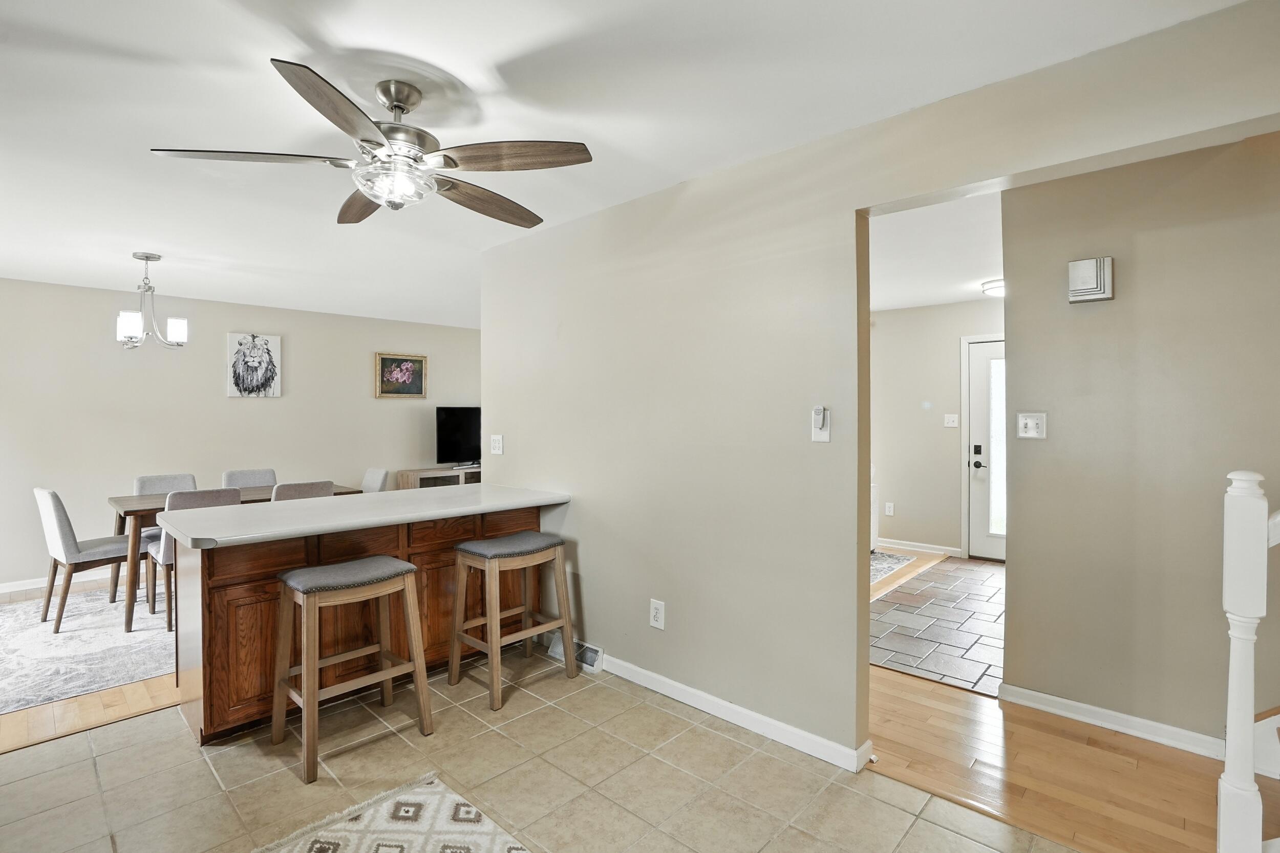 8321 Bell Street Crown Point, IN 46307 - Photo 10 of 28 2500x1667