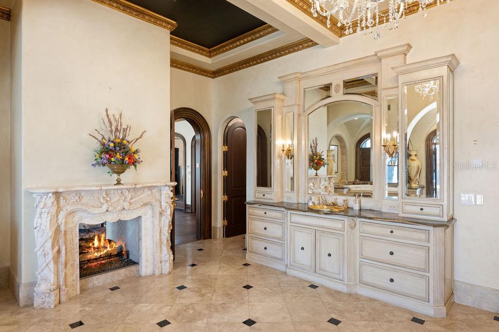 4200 Down Point Lane Windermere, FL 34786 - Photo 28 of 63 a bathroom with a double vanity sink mirror and