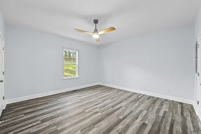 $388,900 | 1084 Ben Collier Road, Charlotte, TN 37036