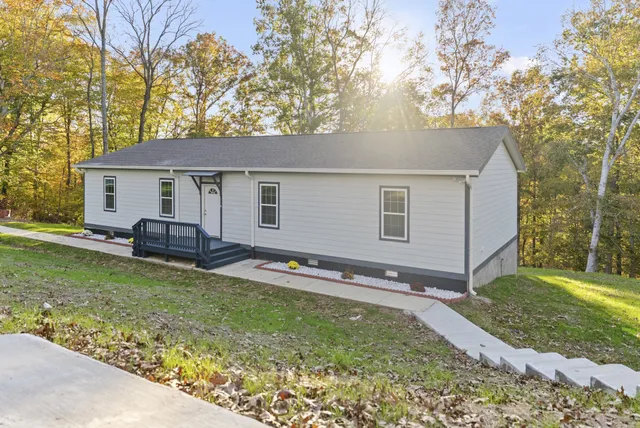 $388,900 | 1084 Ben Collier Road, Charlotte, TN 37036