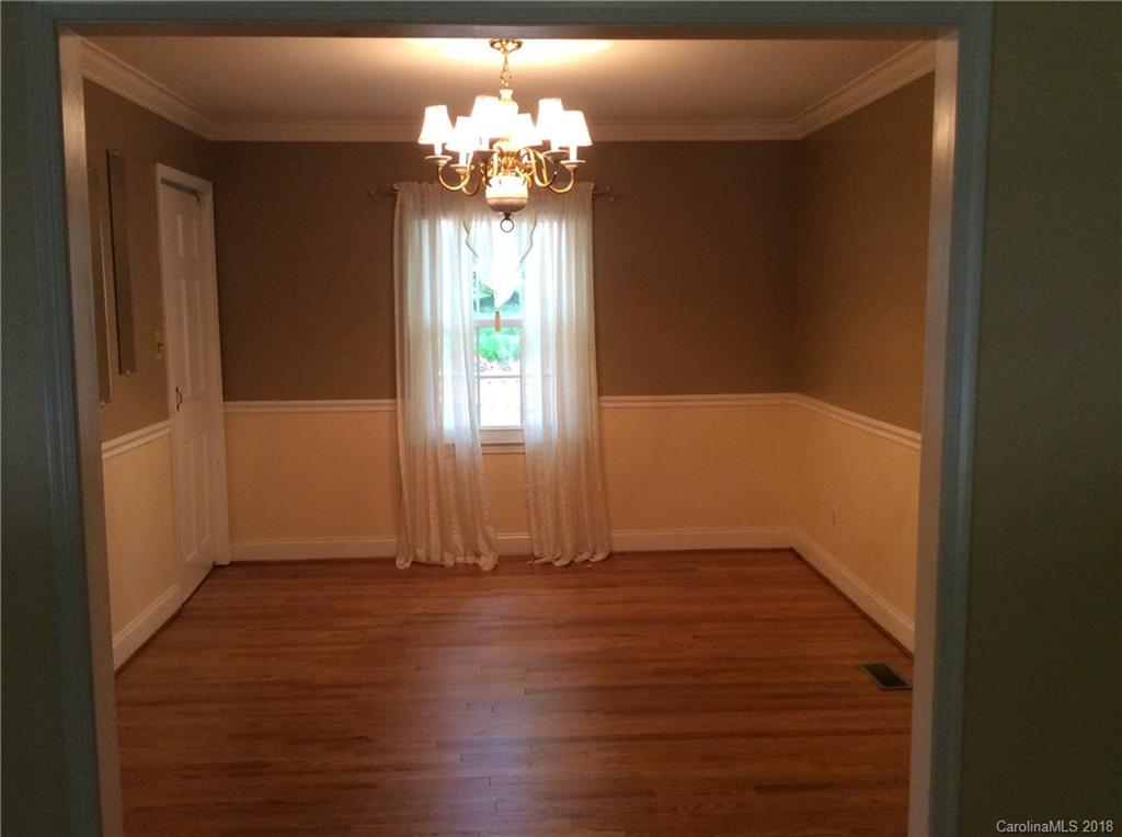 6327 Thermal Road Charlotte, NC 28211 - Photo 4 of 21 Gallery Image 4