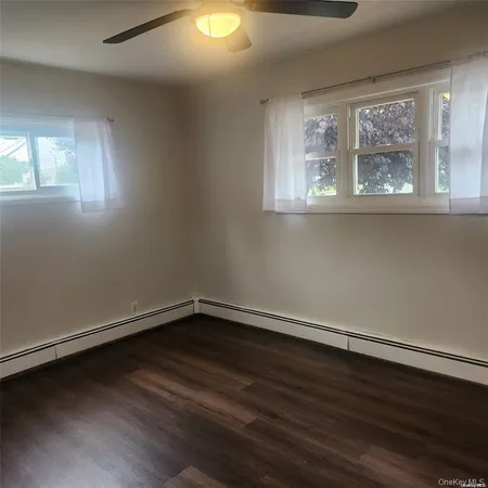 $4,800 | 30 Montgomery Avenue, Oceanside, NY 11572