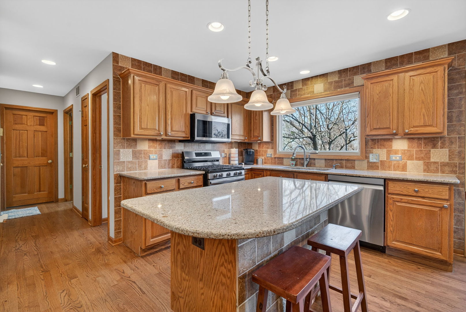 113 Woodlet Lane Bolingbrook, IL 60490 - Photo 18 of 76