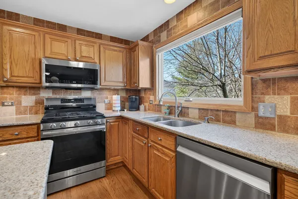 $639,000 | 113 Woodlet Lane, Bolingbrook, IL 60490