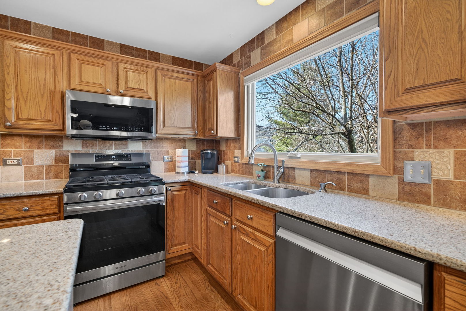 113 Woodlet Lane Bolingbrook, IL 60490 - Photo 19 of 76