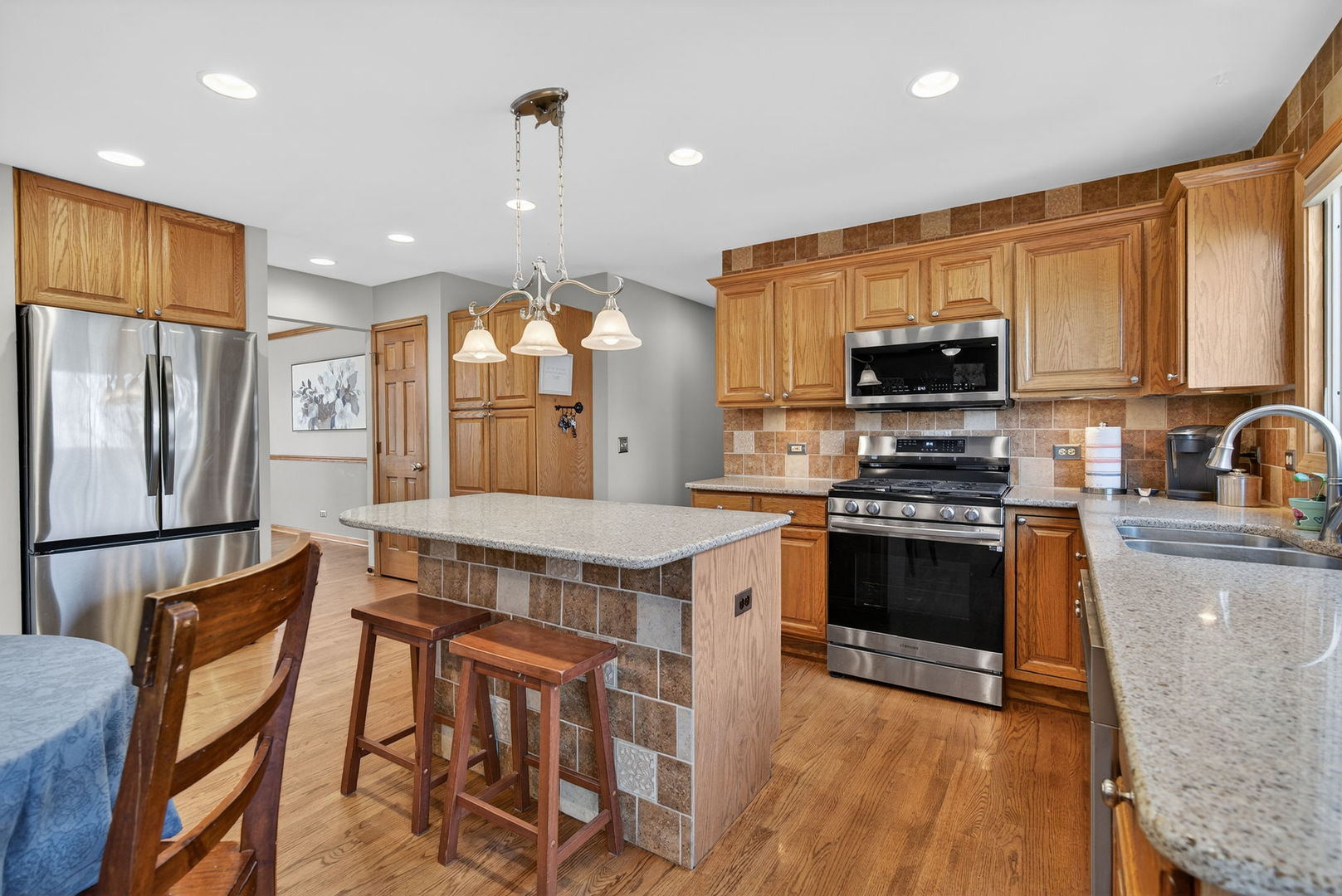 113 Woodlet Lane Bolingbrook, IL 60490 - Photo 20 of 76