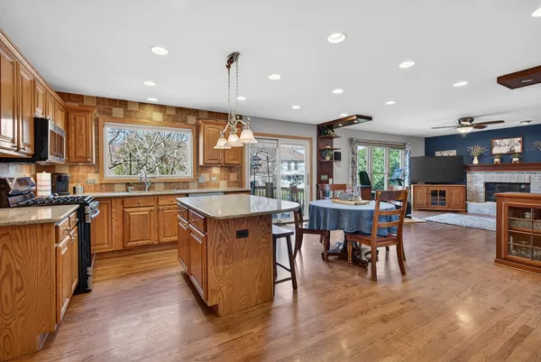 $639,000 | 113 Woodlet Lane, Bolingbrook, IL 60490