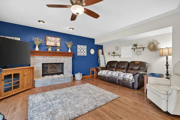 $639,000 | 113 Woodlet Lane, Bolingbrook, IL 60490