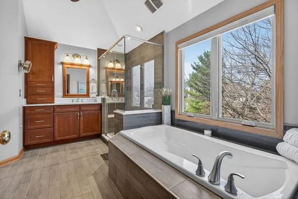 $639,000 | 113 Woodlet Lane, Bolingbrook, IL 60490