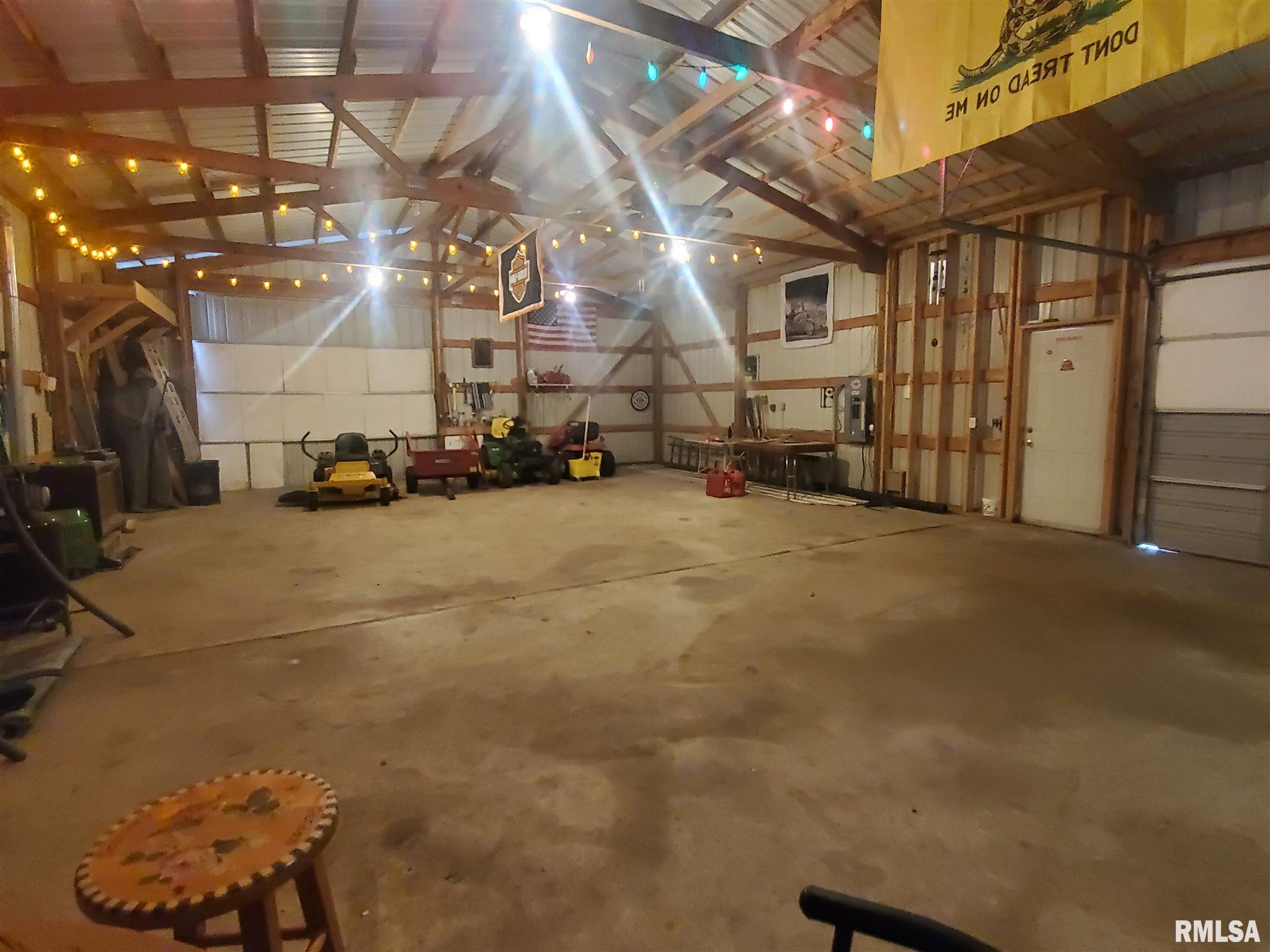 28411 McCoy Road Chandlerville, IL 62627 - Photo 3 of 9 Gallery Image 3