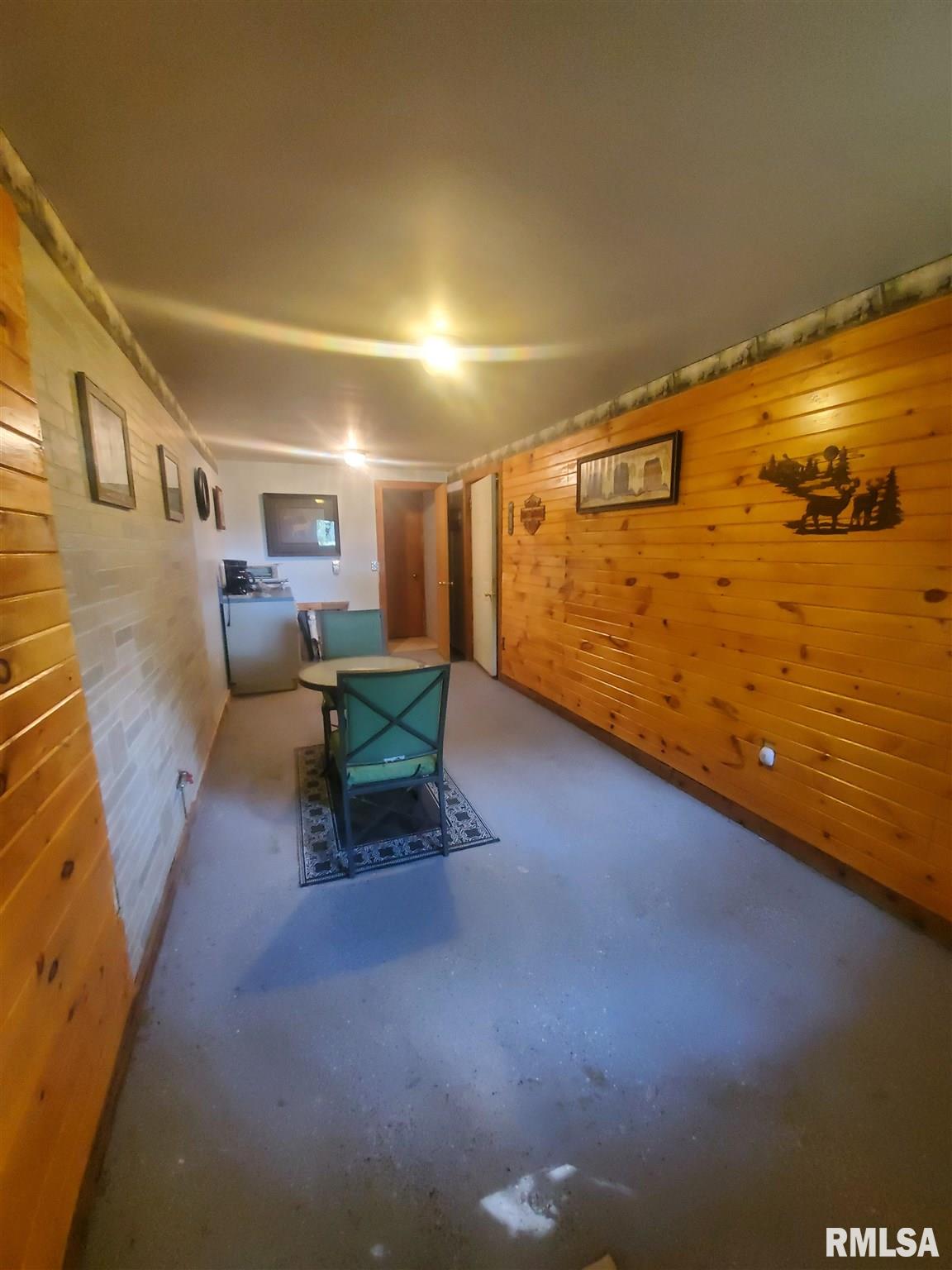 28411 McCoy Road Chandlerville, IL 62627 - Photo 9 of 9 Gallery Image 9