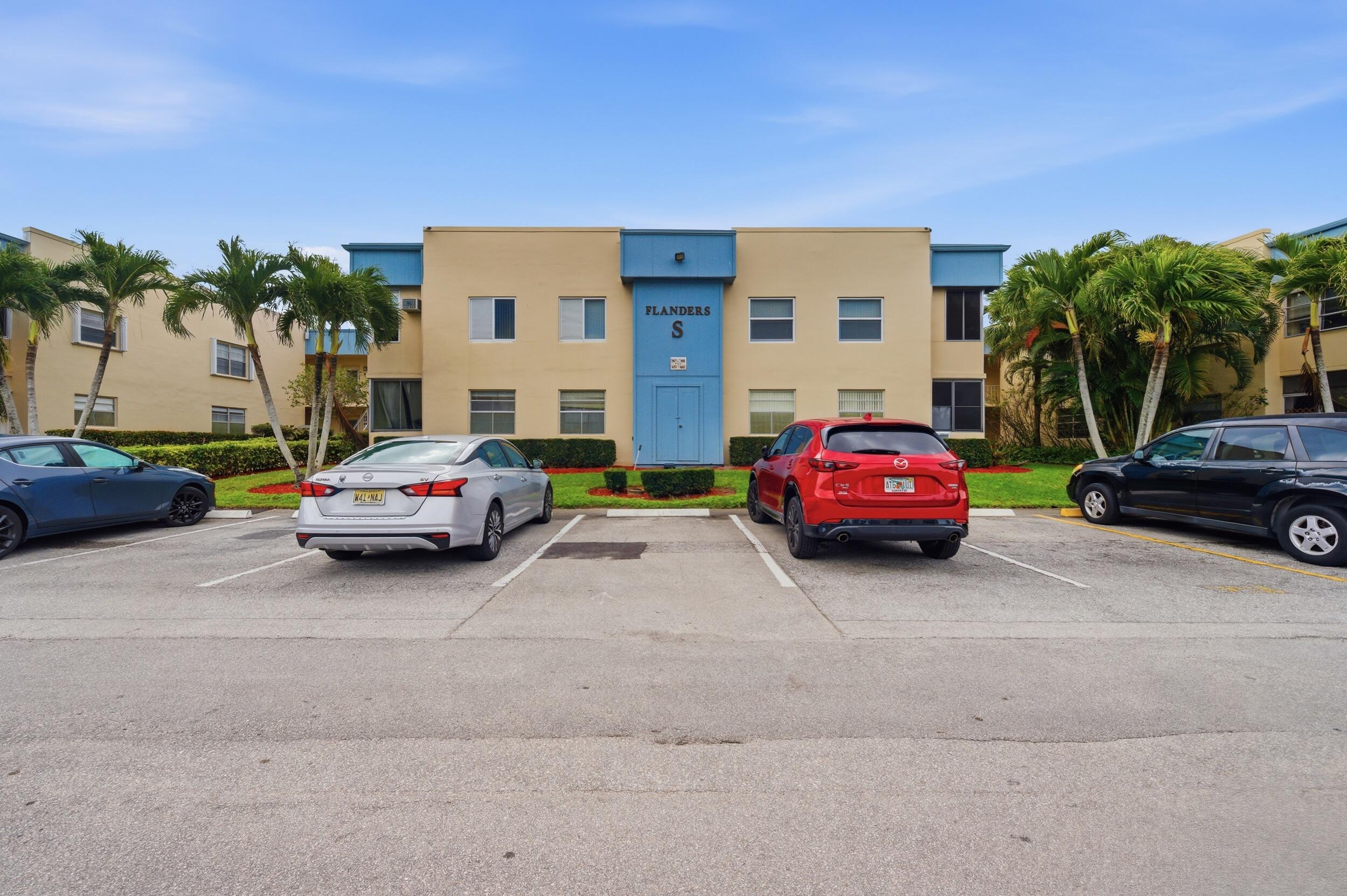 888 Flanders South Delray Beach, FL 33484 - Photo 21 of 59 _d4s3565