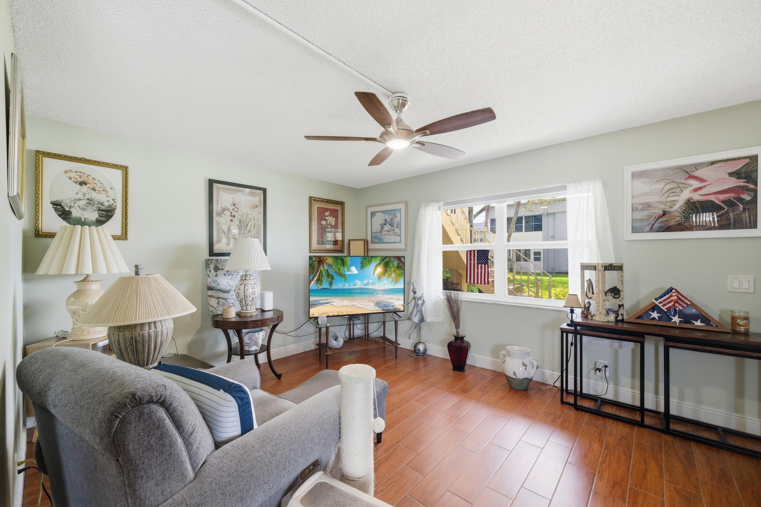 888 Flanders South Delray Beach, FL 33484 - Photo 5 of 59 _d4s3605
