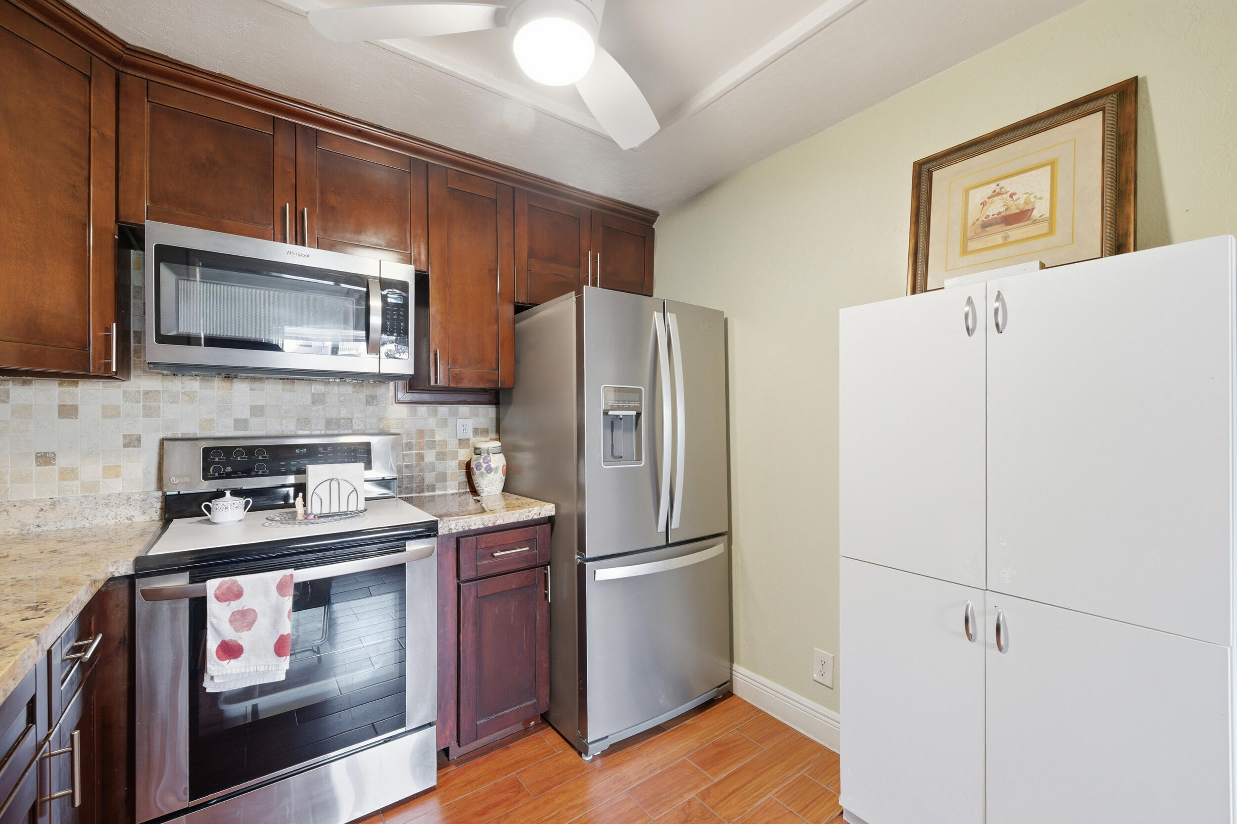 888 Flanders South Delray Beach, FL 33484 - Photo 7 of 59 _d4s3620