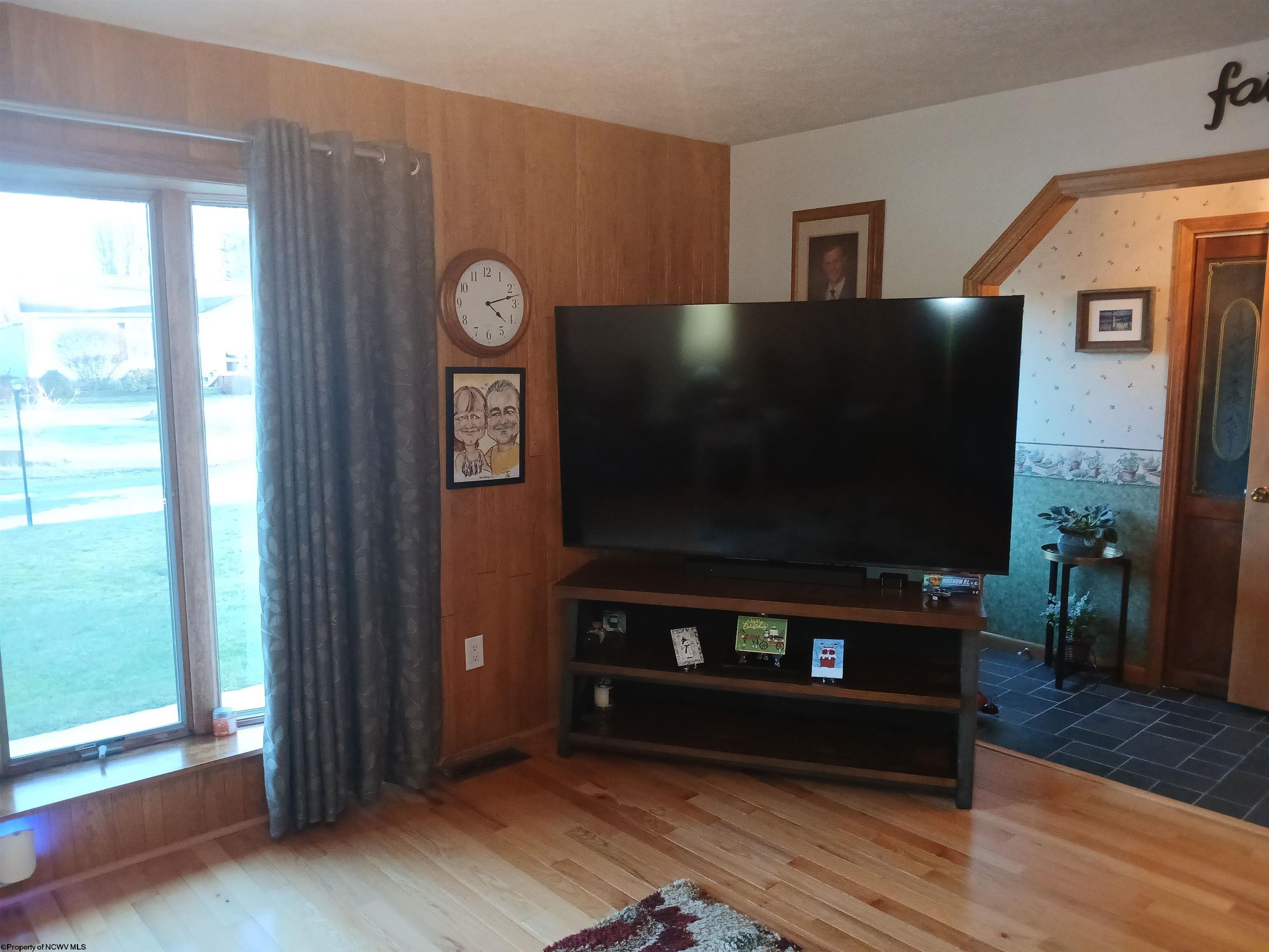 200 Nelson Road Thomas, WV 26292 - Photo 15 of 32 Gallery Image 15