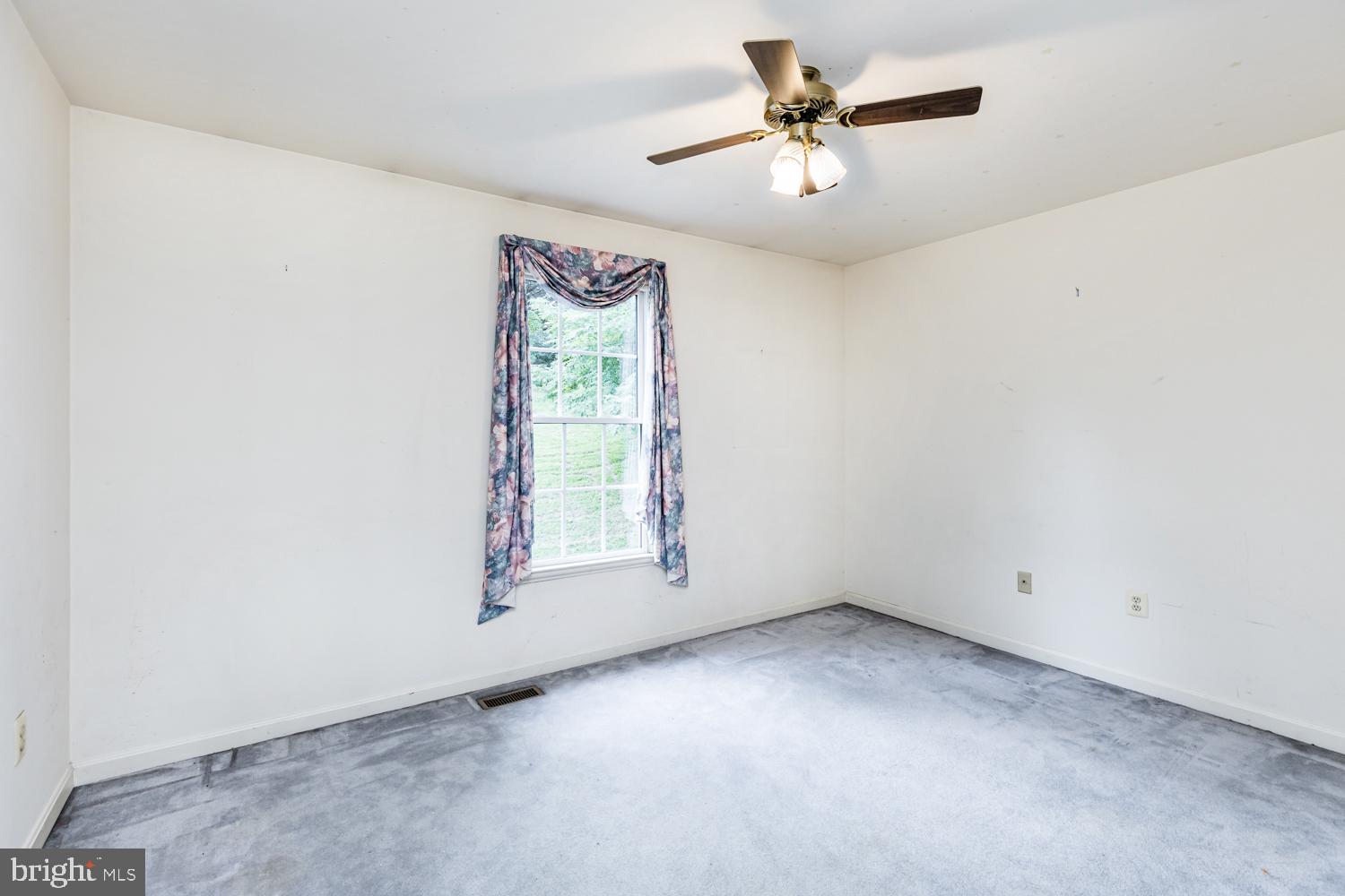 8517 Ellicott View Road Ellicott City, MD 21043 - Photo 63 of 78 Gallery Image 63