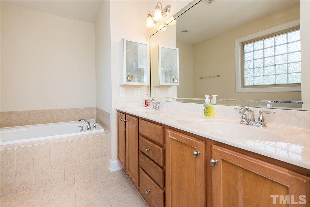 626 Powers Ferry Road Cary, NC 27519 - Photo 17 of 24 Gallery Image 17