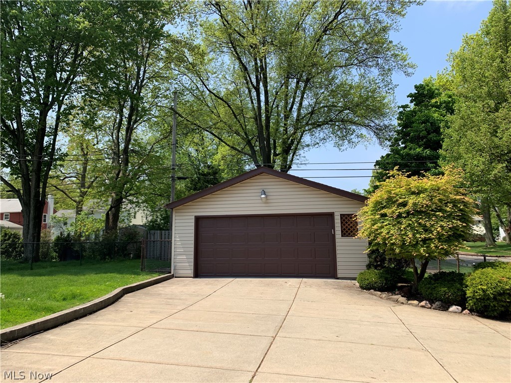 1180 Brainard Road Lyndhurst, OH 44124 - Photo 27 of 28