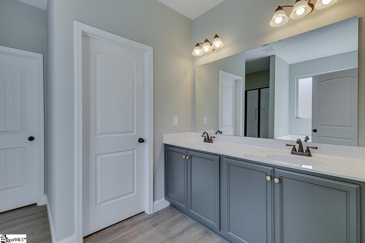 111 Inlet Pointe Drive Anderson, SC 29625 - Photo 16 of 35