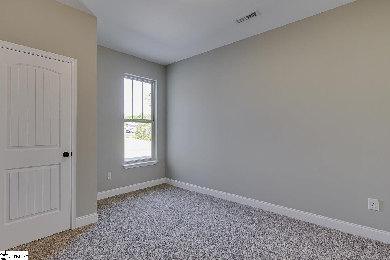 111 Inlet Pointe Drive Anderson, SC 29625 - Photo 20 of 35