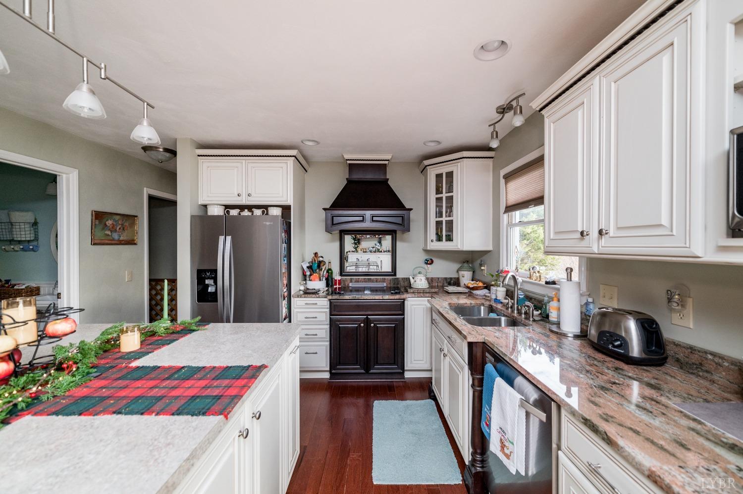 3930 Hales Ford Road Moneta, VA 24121 - Photo 25 of 65 Gallery Image 25