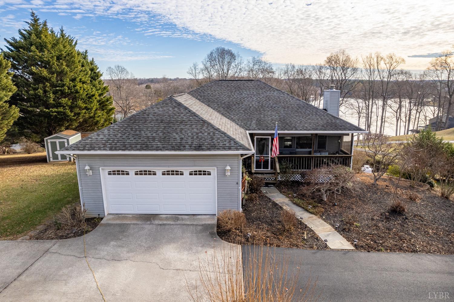 3930 Hales Ford Road Moneta, VA 24121 - Photo 6 of 65 Gallery Image 6
