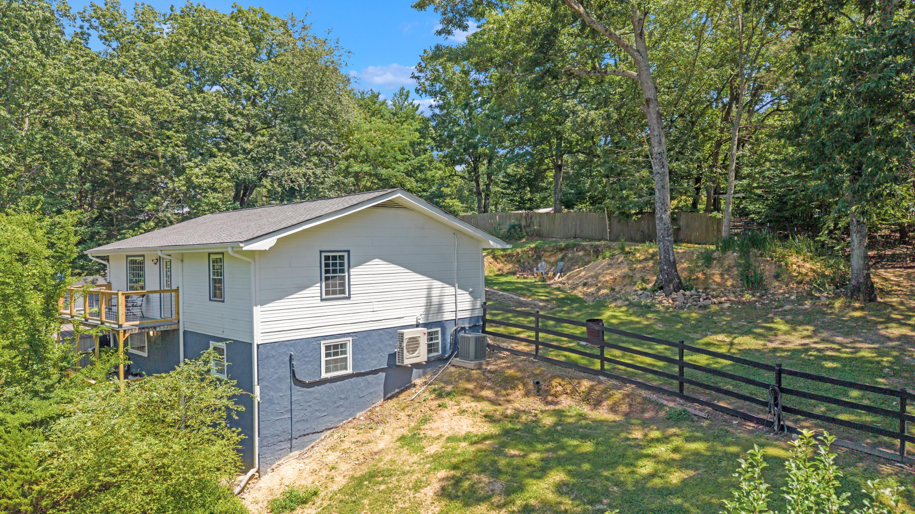 8831 East Ridge Trail Road Soddy-Daisy, TN 37379 - Photo 5 of 49 E Ridge Trl-4
