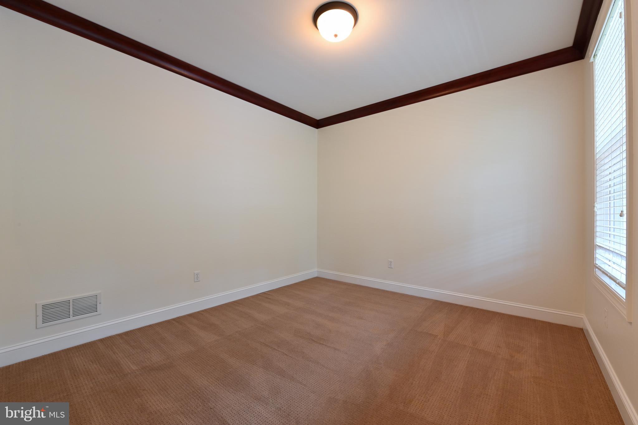 1409 Central Avenue East Edgewater, MD 21037 - Photo 13 of 36