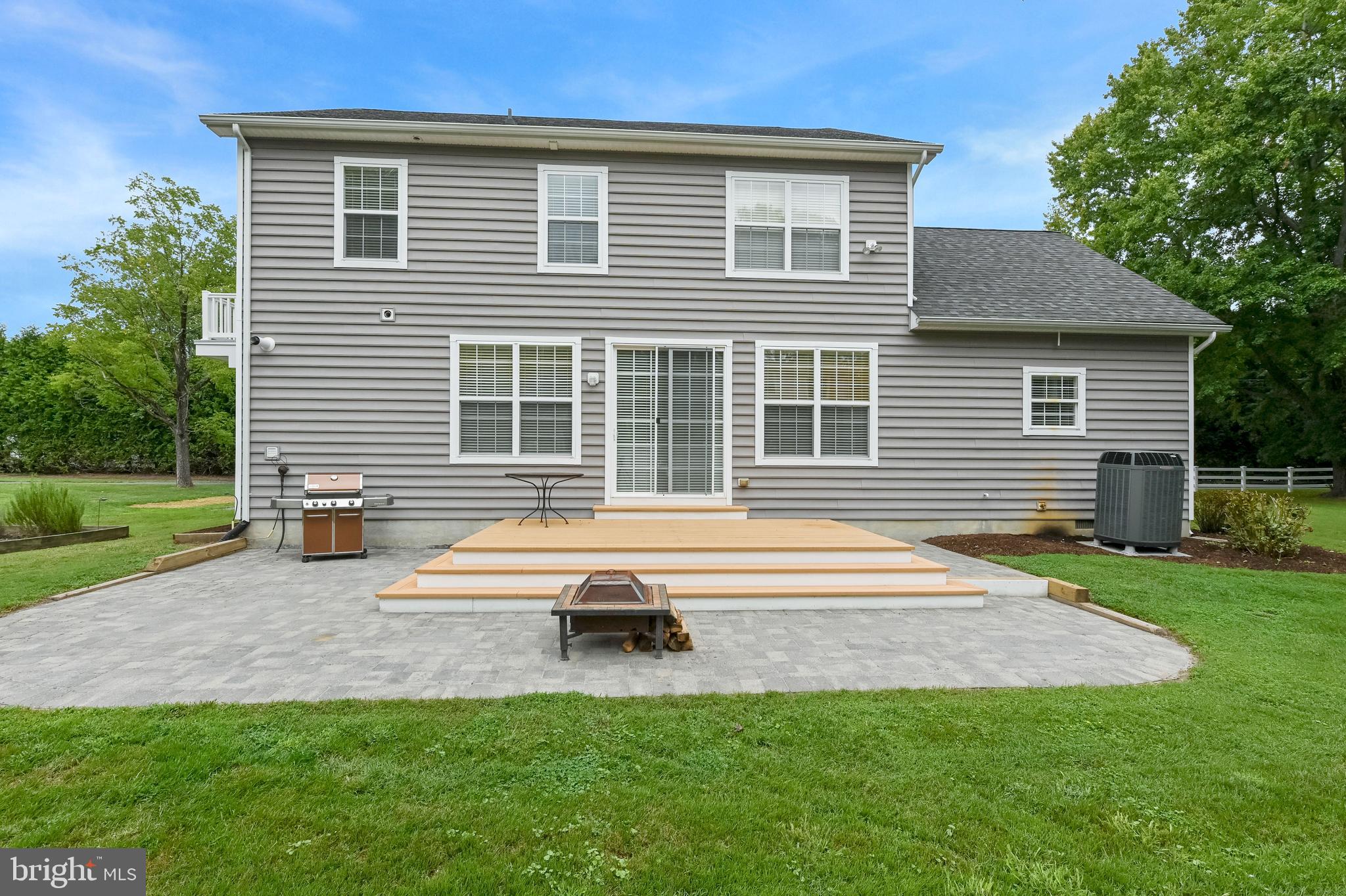 1409 Central Avenue East Edgewater, MD 21037 - Photo 2 of 36