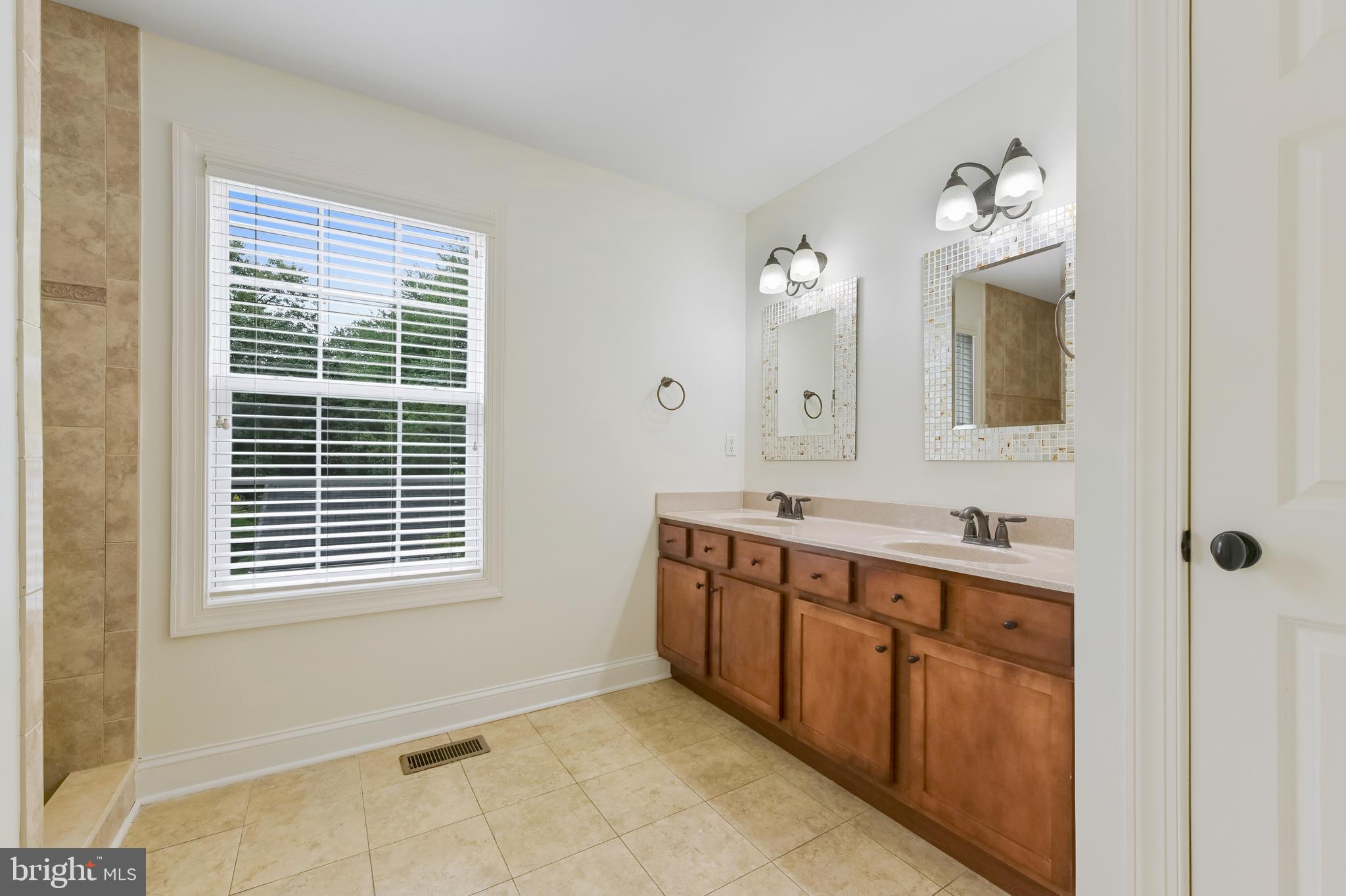 1409 Central Avenue East Edgewater, MD 21037 - Photo 21 of 36