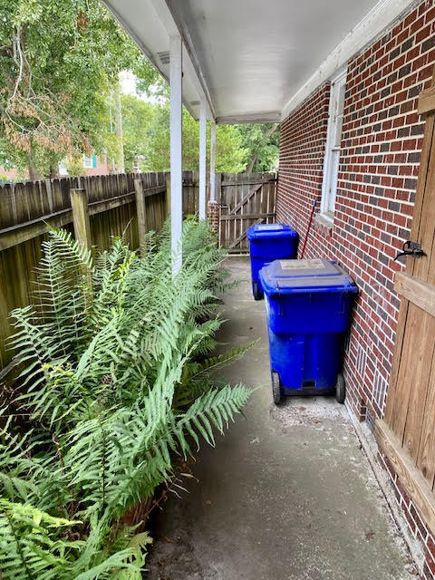 511 Wappoo Road Charleston, SC 29407 - Photo 7 of 17 511 Wappoo 4