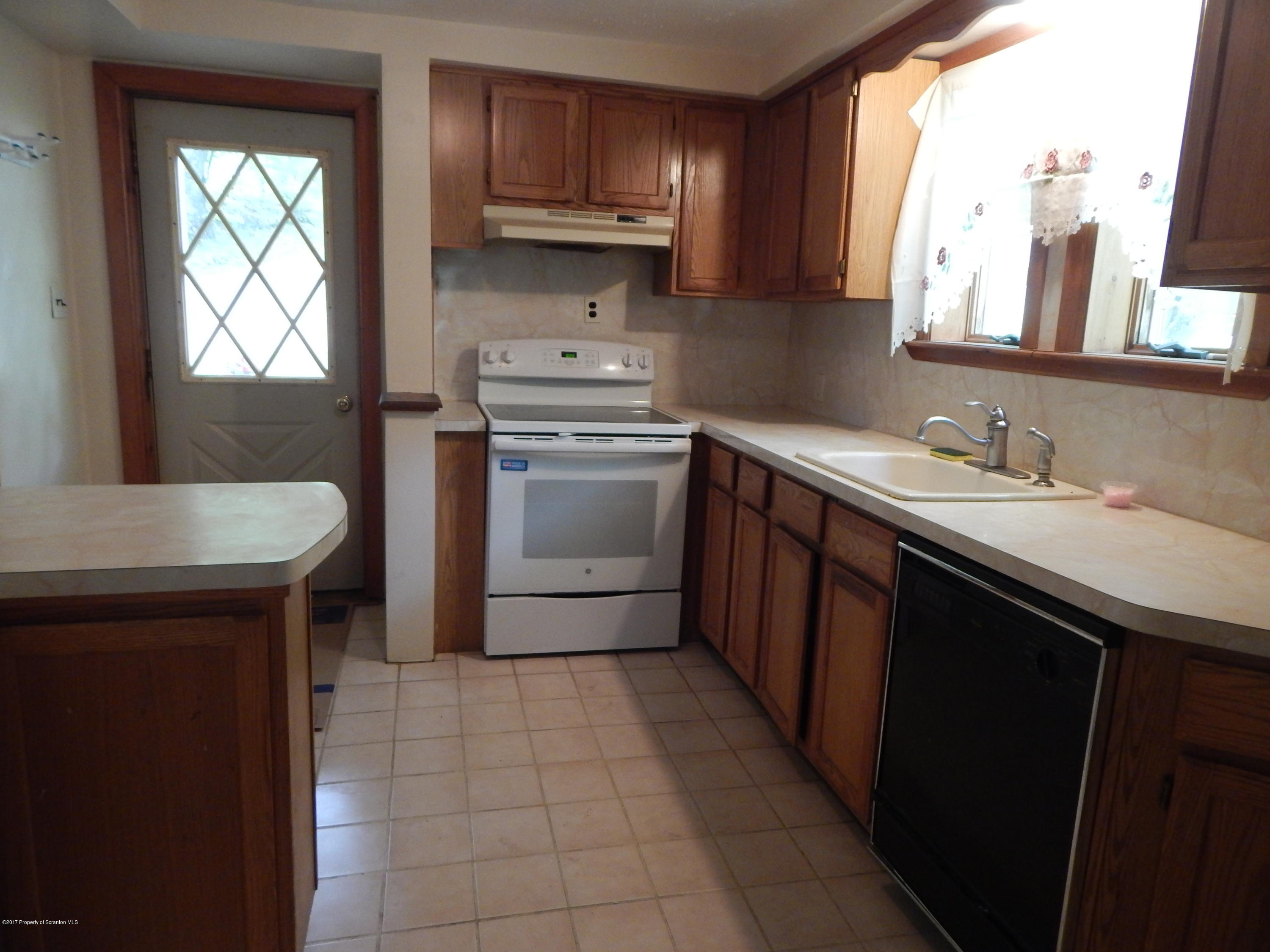 432 Shady Lane Road Clarks Summit, PA 18411 - Photo 16 of 33 Gallery Image 16