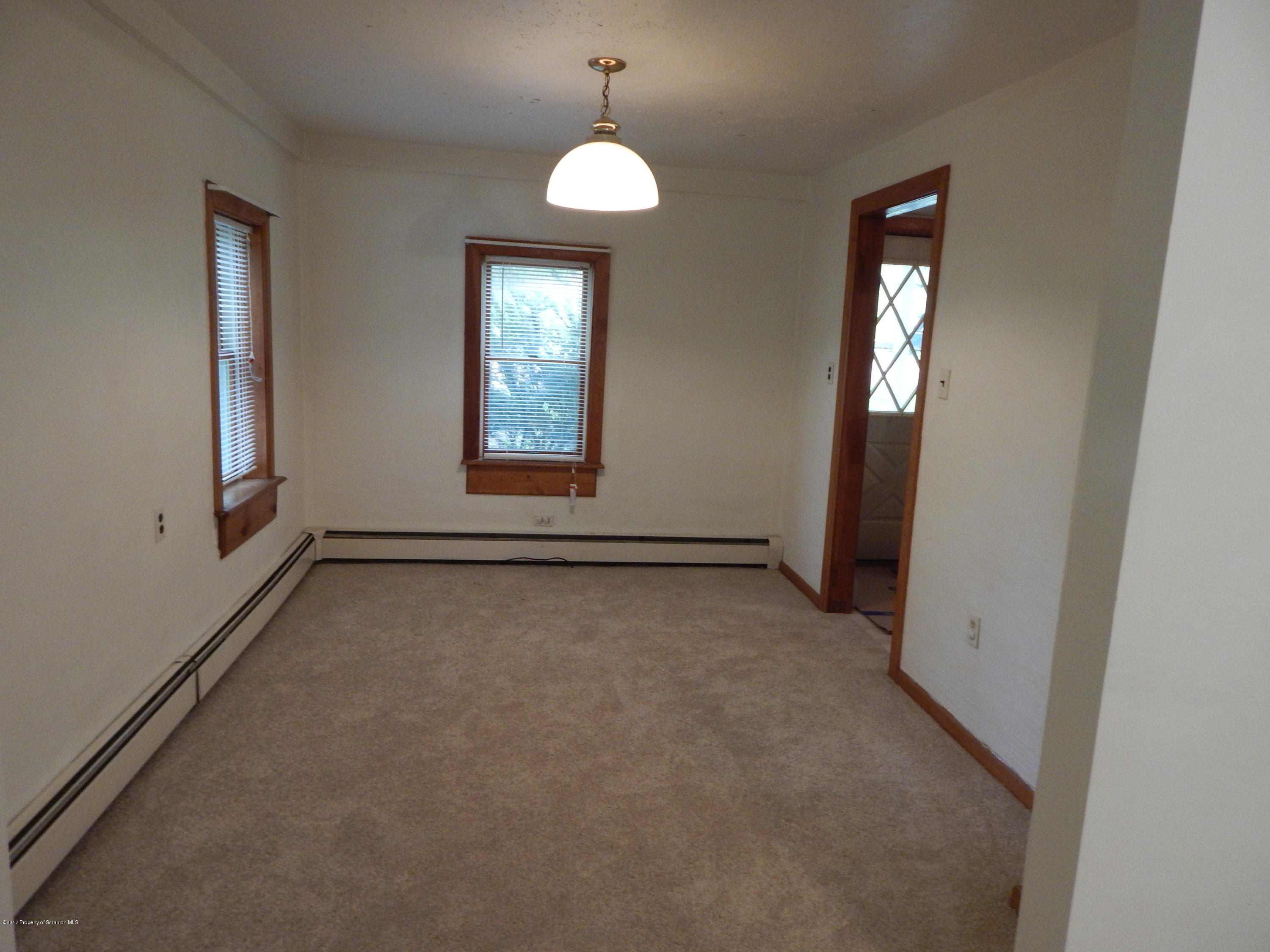 432 Shady Lane Road Clarks Summit, PA 18411 - Photo 17 of 33 Gallery Image 17