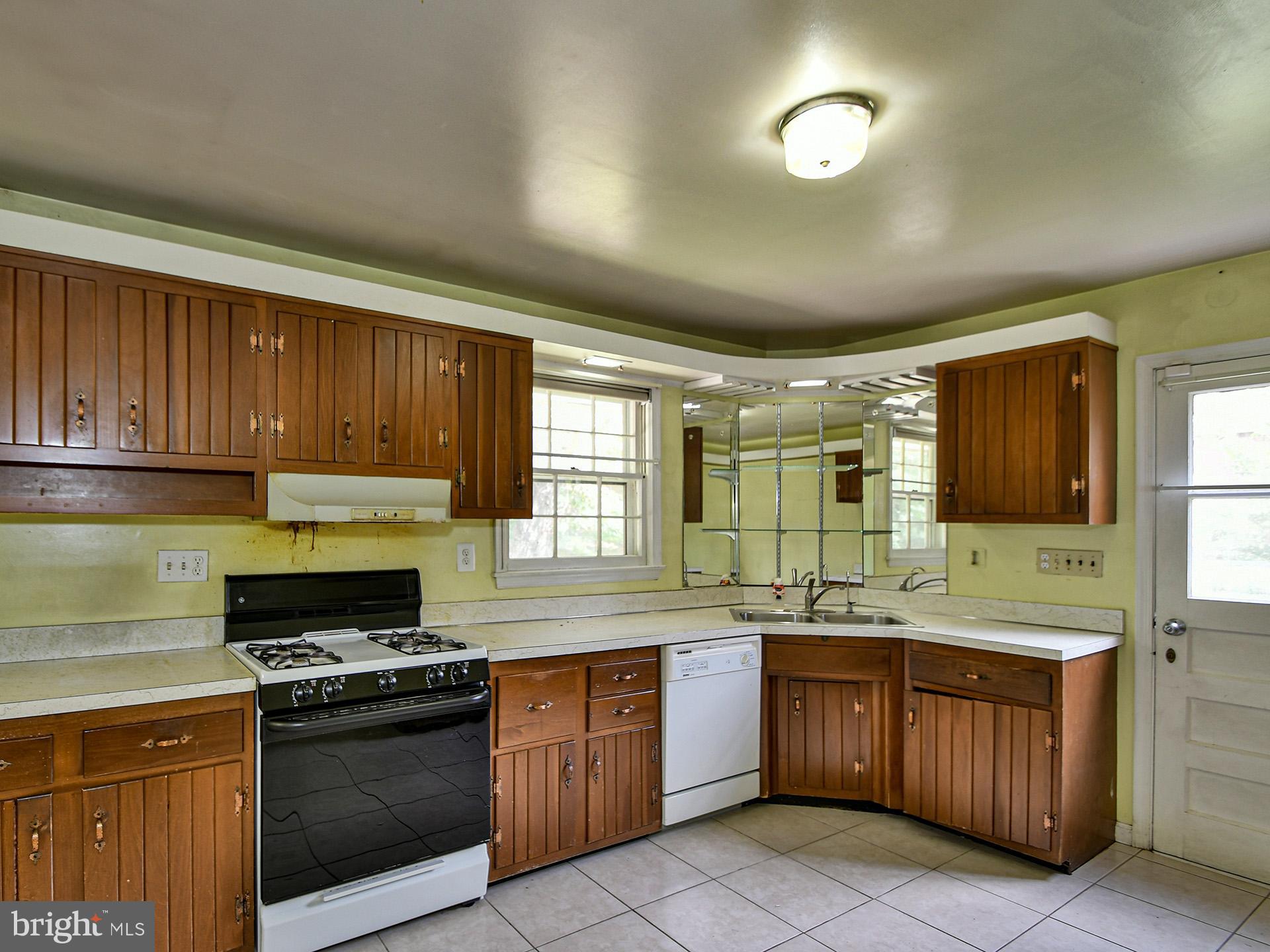 3112 Cordoba Street Silver Spring, MD 20904 - Photo 14 of 58